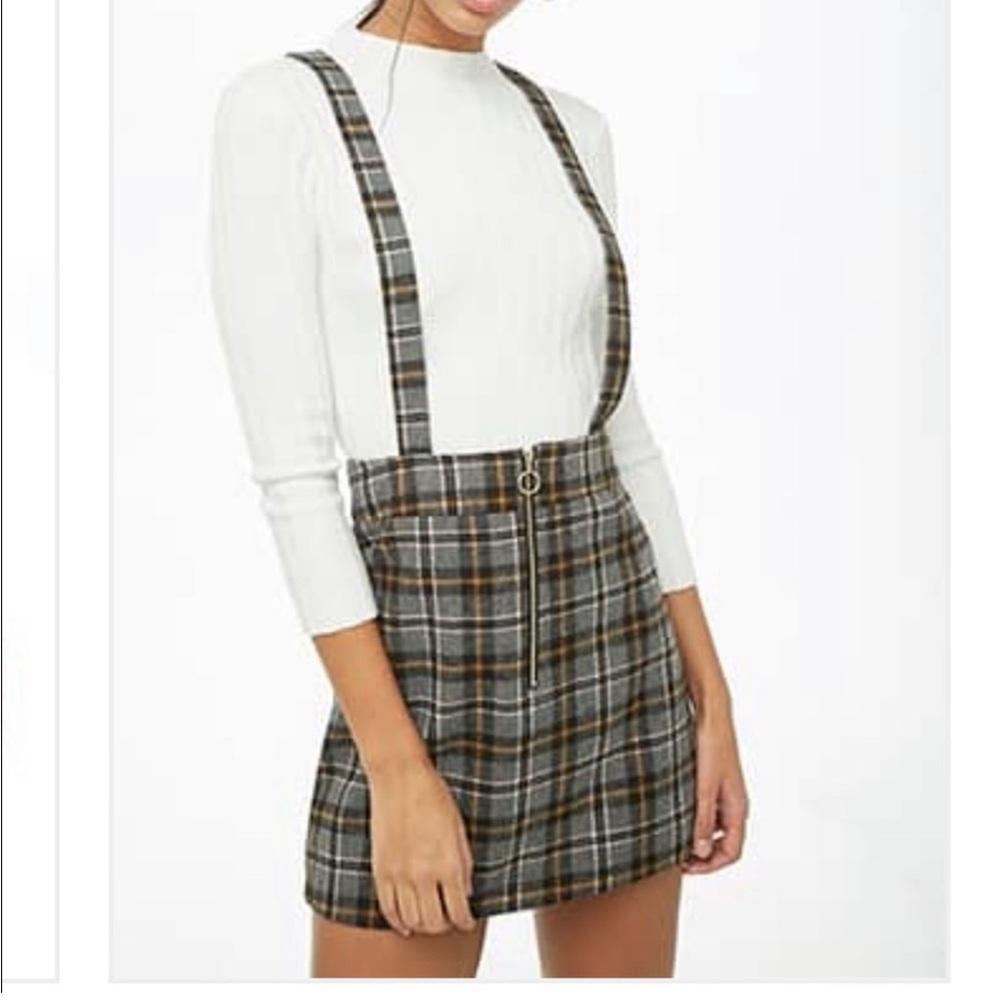Forever 21 • suspender type skirt